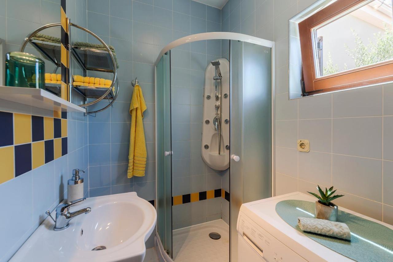 Holiday House Pineta - Fazana, Sea View & Mini Wellness Εξωτερικό φωτογραφία